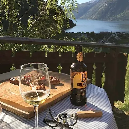 Reinehytta Alpstuga Norddal